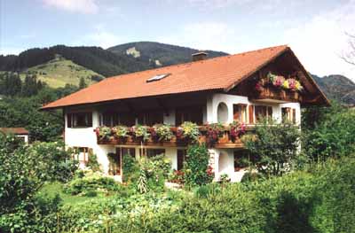 Winterbild vom Landhaus Kiechle in Pfronten / Allg�u